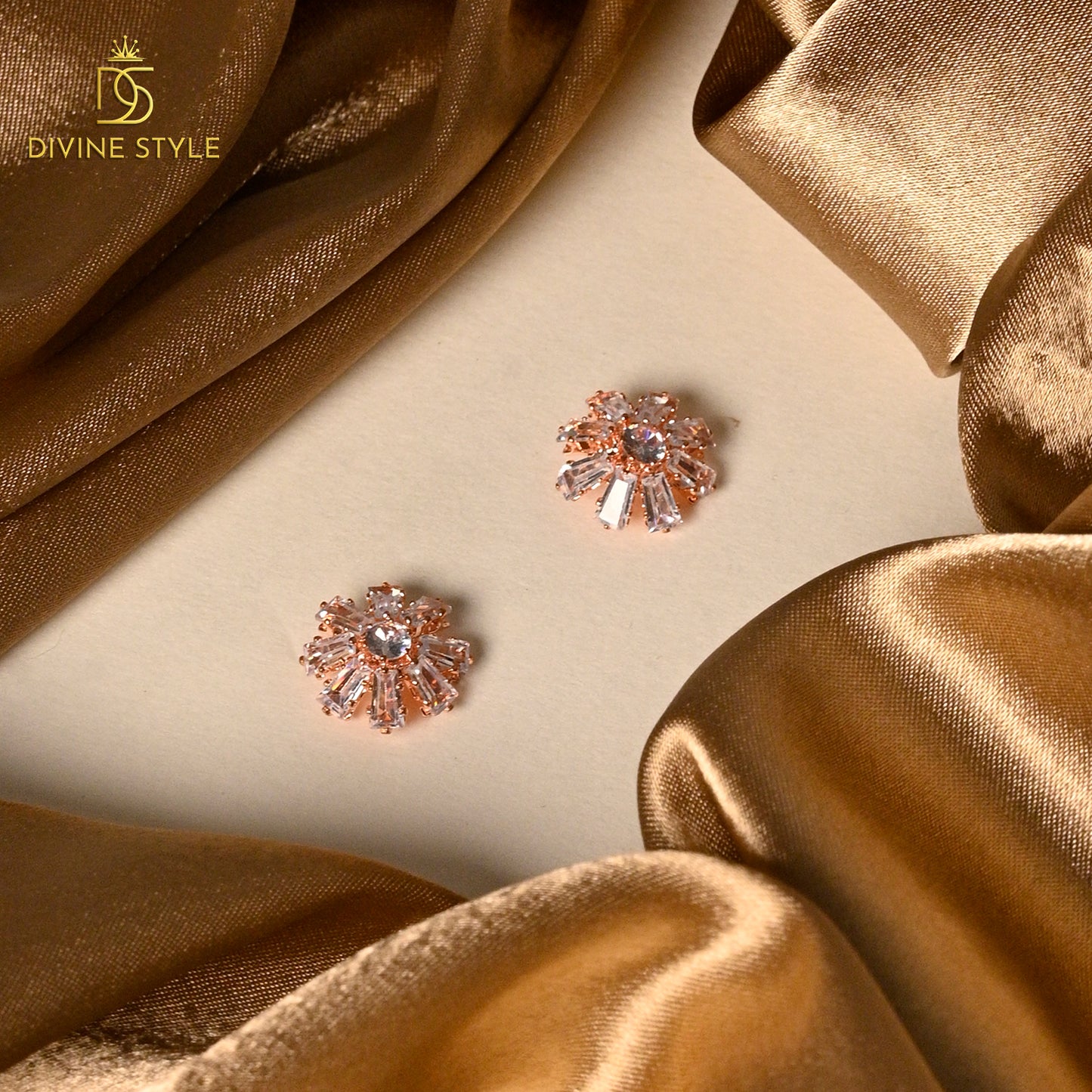 Divine Style Cubic Zirconia Necklace Set With Earring