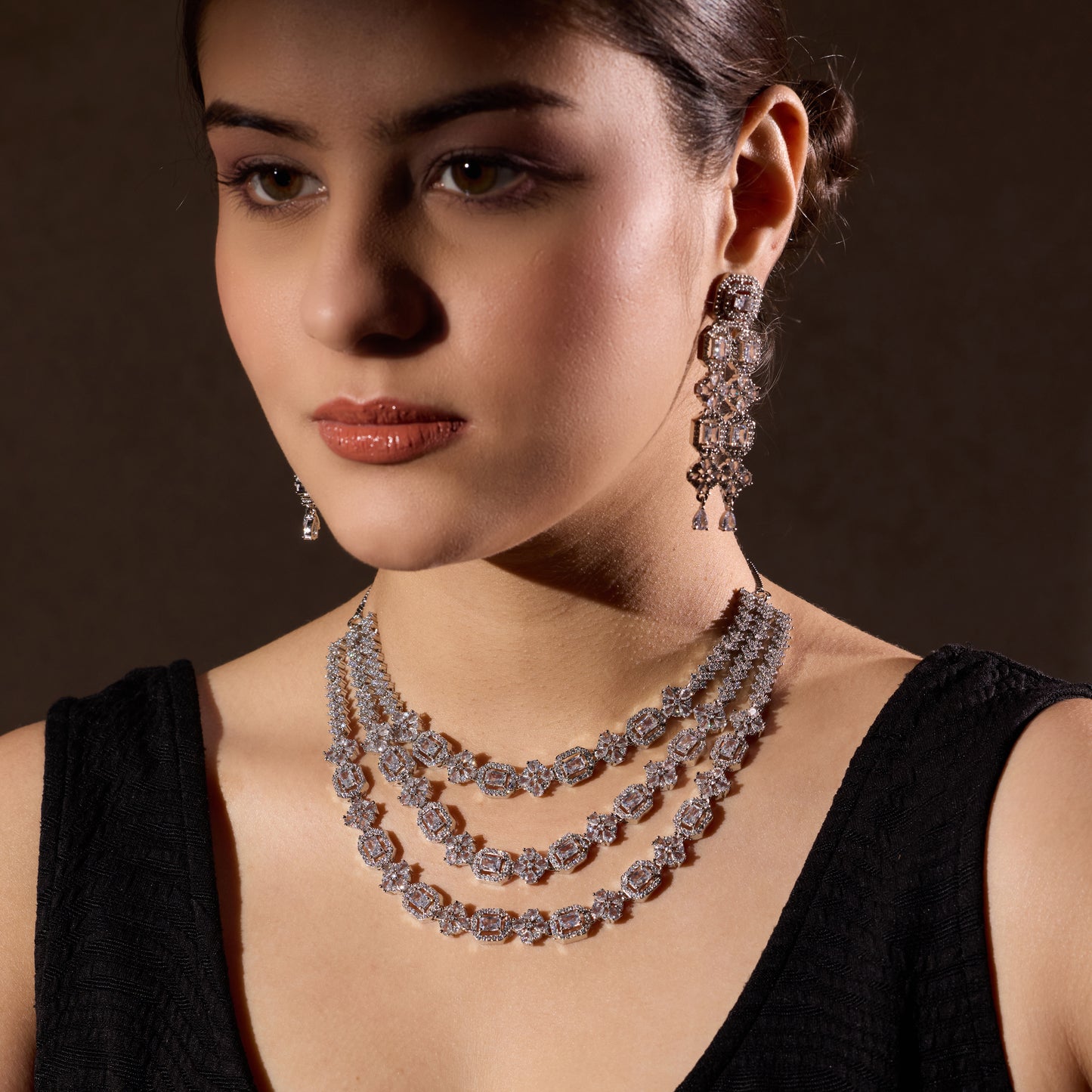 White Three Layer AD Necklace Set
