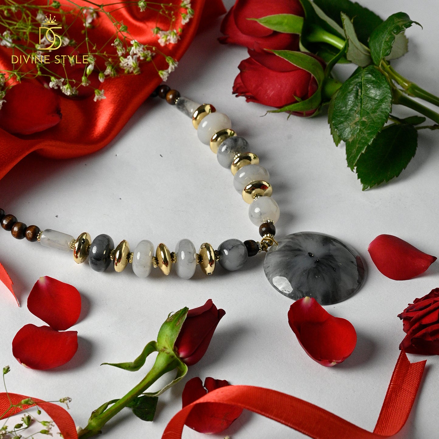 Divine Style Black Stone Necklace