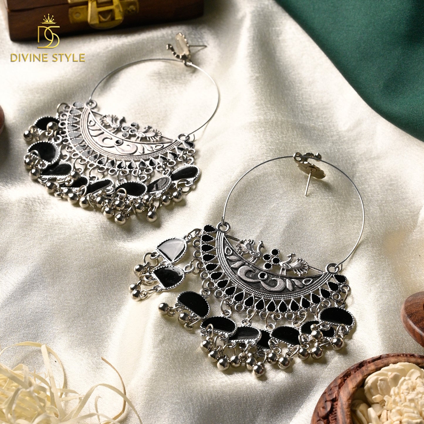 Divine Style Ethnic Jhumka