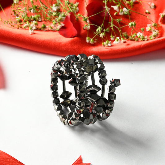 Divine Style Spiral Bracelet (Black)