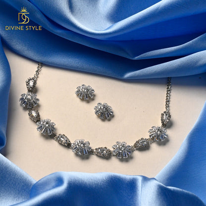 Divine Style Cubic Zirconia Necklace Set With Earring