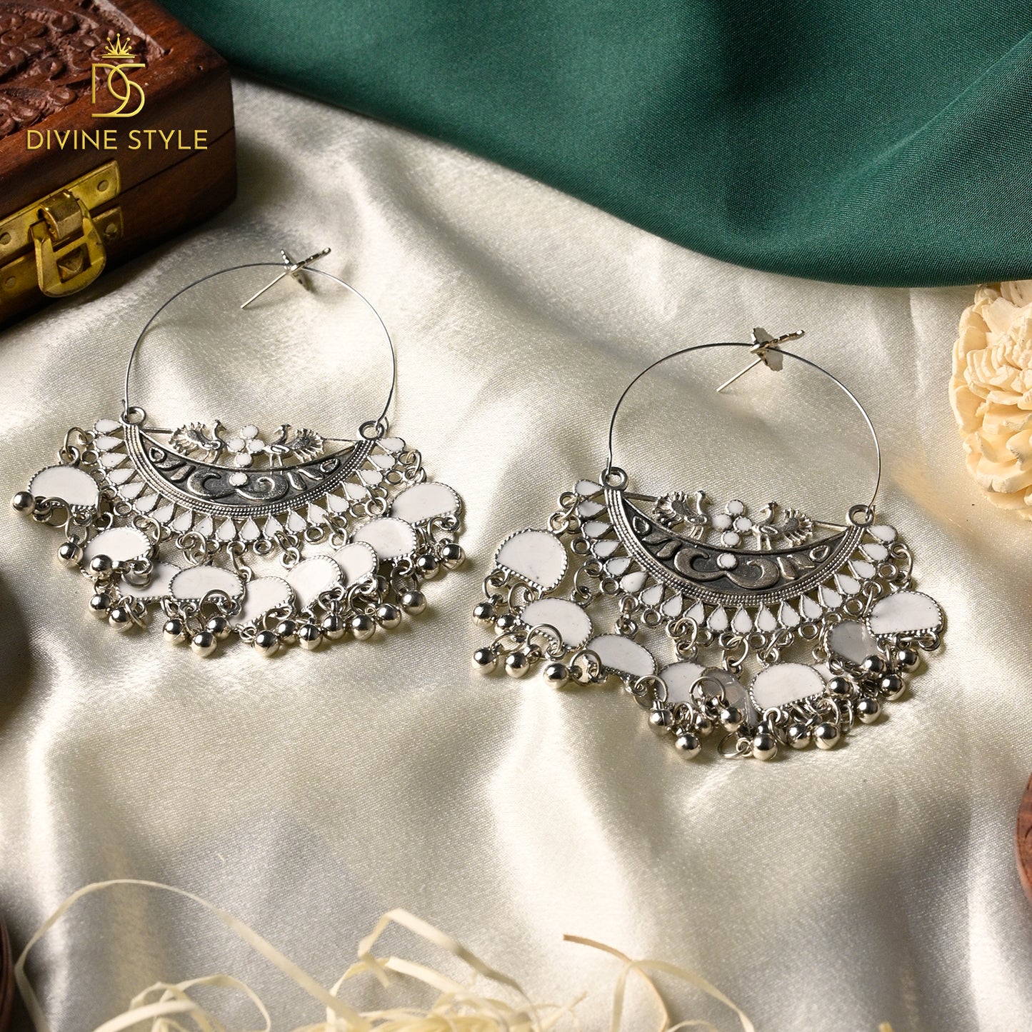 Divine Style Ethnic Jhumka (White)