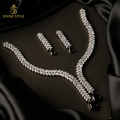 Divine Style Graceful Women jewellery sets