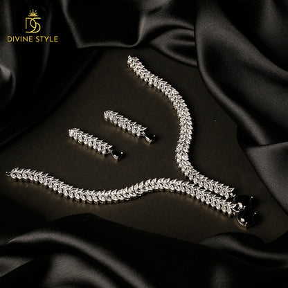 Divine Style Graceful Women jewellery sets