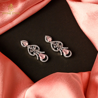 Divine Style ternion Necklace With Earrings