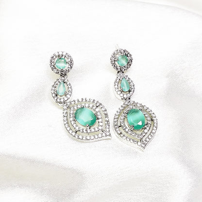 Divine Style Classic Necklace With Earrings (Green)