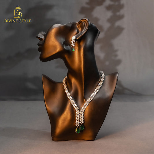 Divine Style Graceful Women jewellery sets (Green)