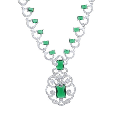 Divine Style Emarald Necklace With Earrings