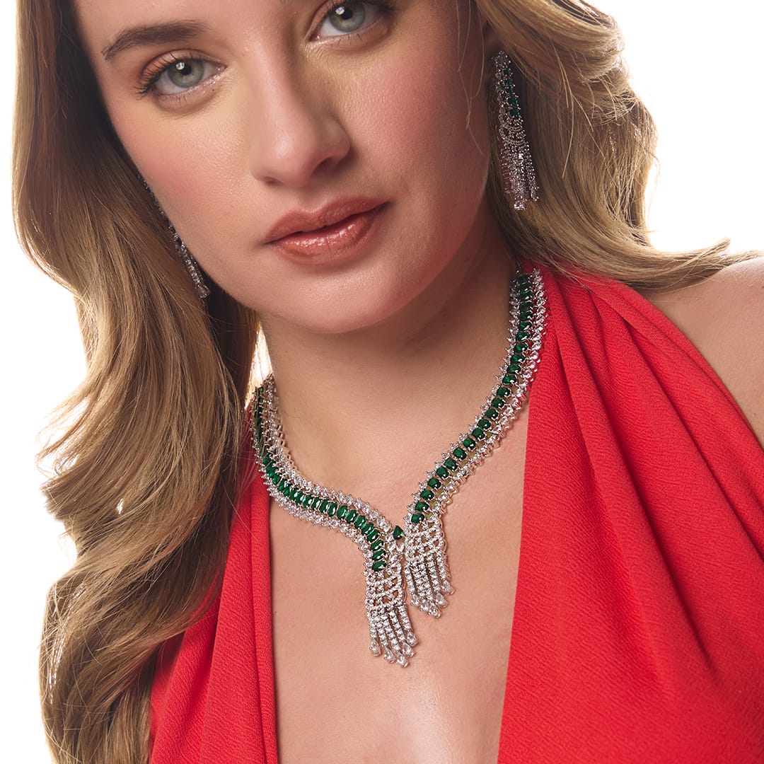 Divine Emerald Green Necklace