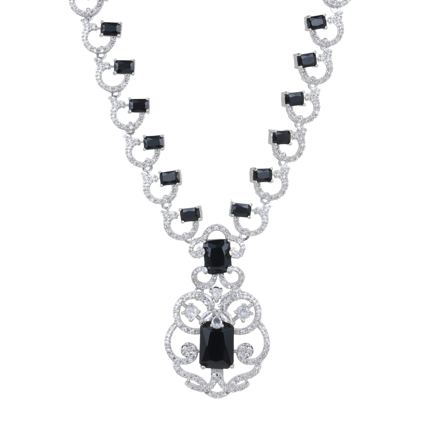 Divine Style Emarald Necklace With Earrings